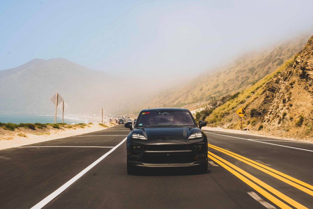 Porsche Macan EV