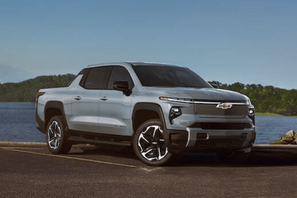 Chevrolet Silverado EV- chevy electric car 