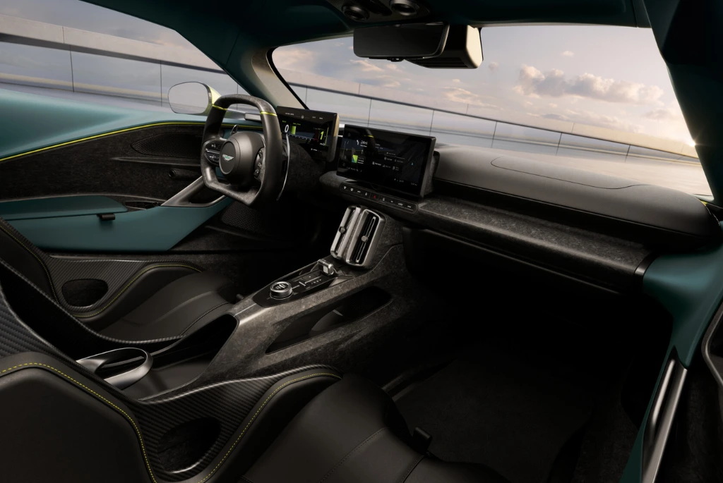 Aston Martin Valhalla: Interior