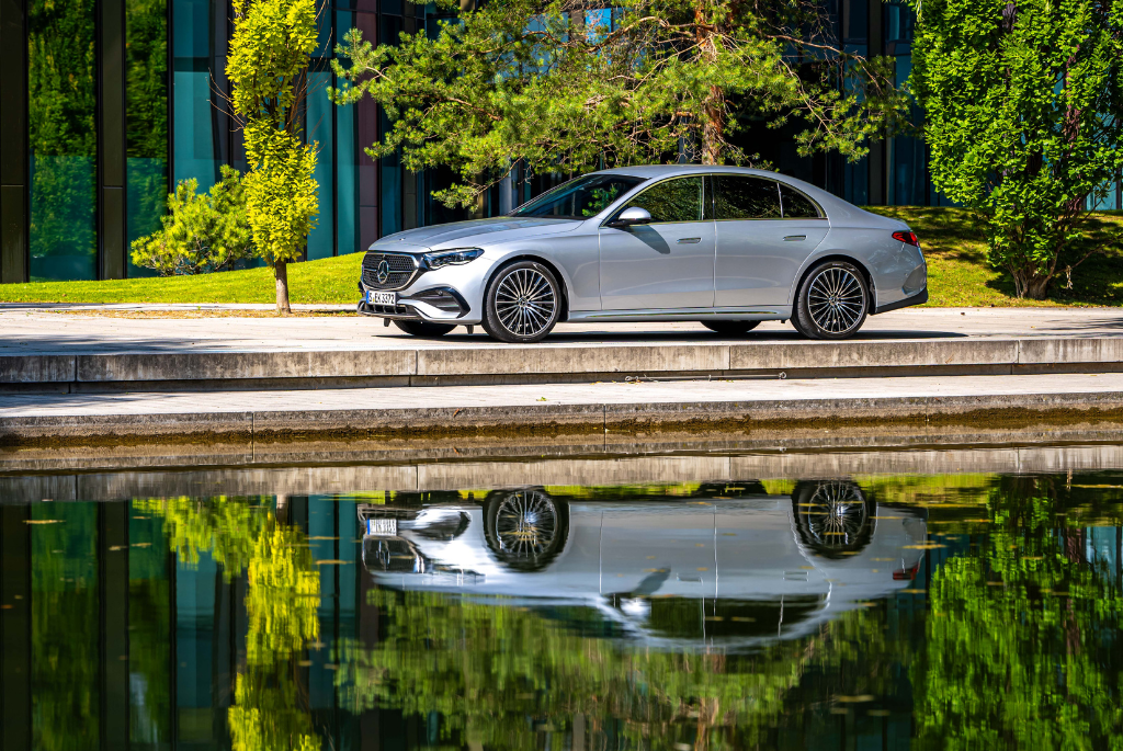 Mercedes E220d Interior: Overview