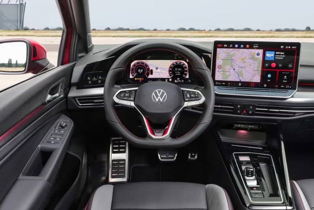 Volkswagen Golf GTI Interior