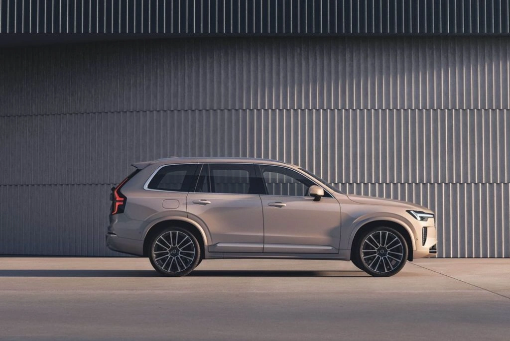 Volvo XC90 Facelift: Exterior 