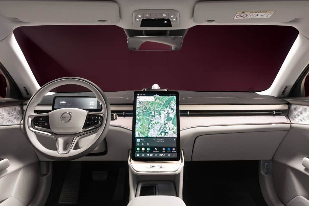 Volvo ES90 interior