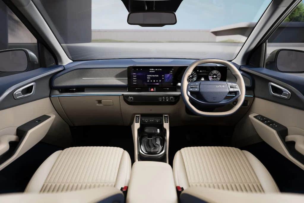 Kia Carens Clavis Interior
