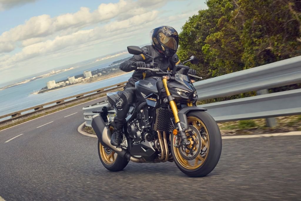 Honda CB1000 Hornet SP: Engine