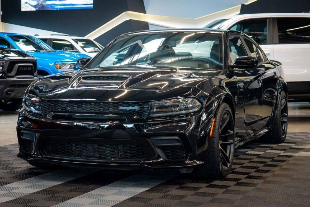 Keanu Reeves Car/Dodge Charger SRT Hellcat