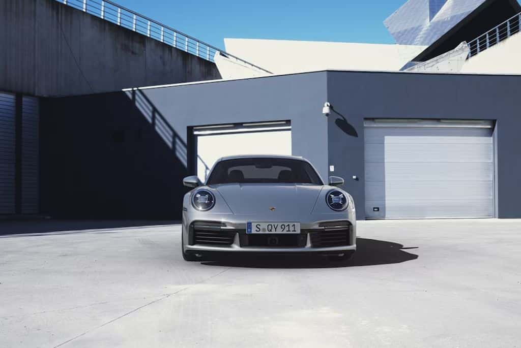 2025 Aston Martin Vantage vs. Porsche 911 Turbo