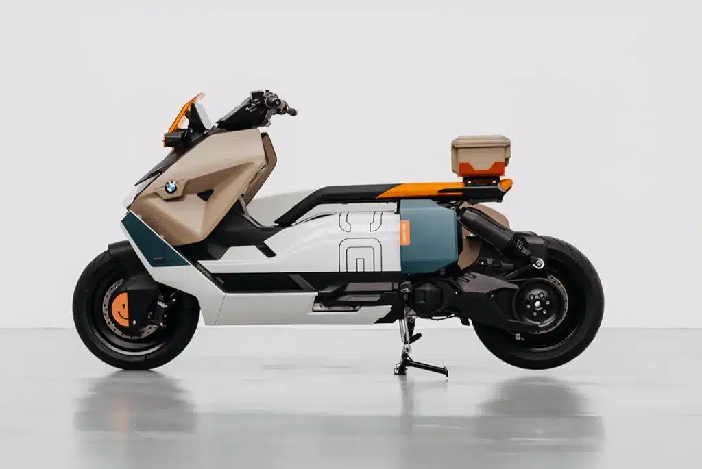 BMW CE 04